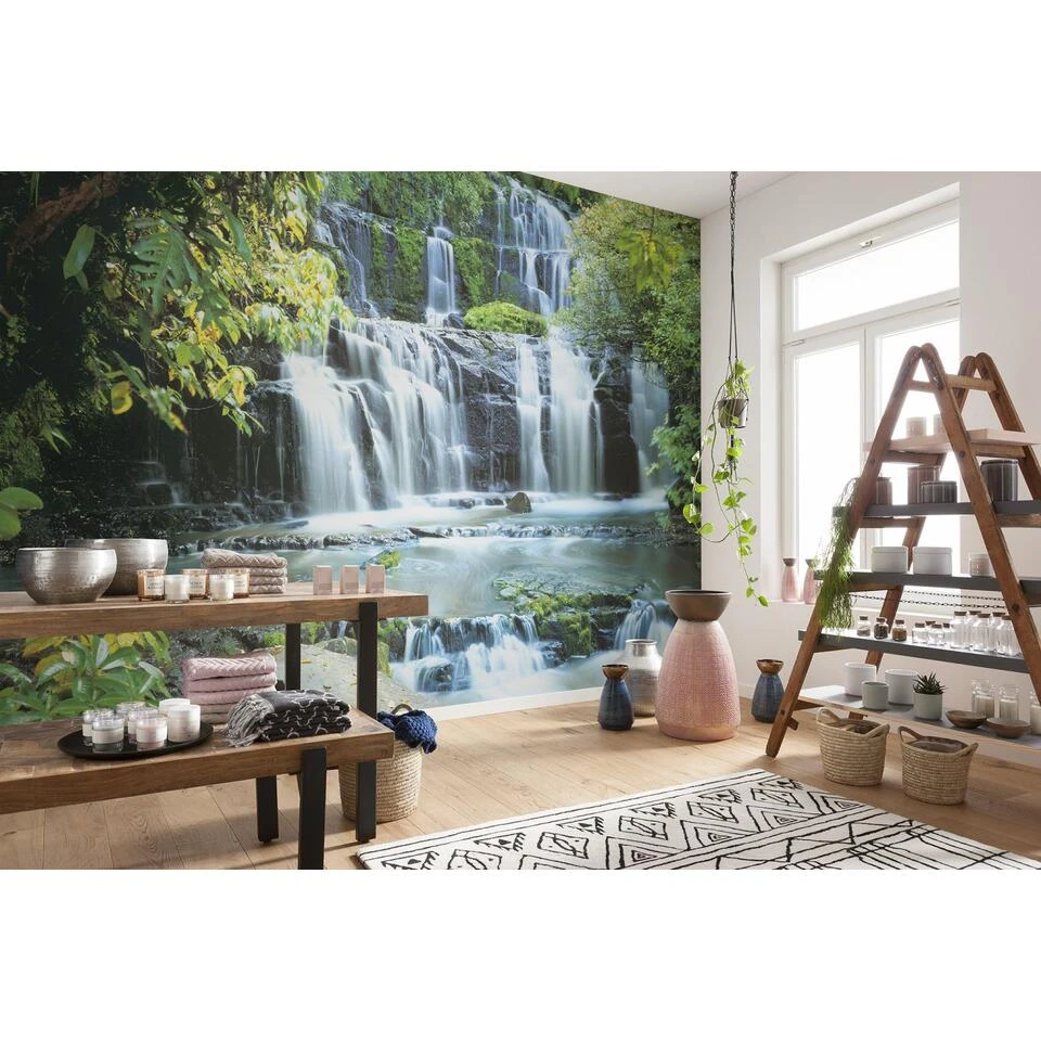 Komar Fotobehang - Pura Kaunui Falls - Groen - 368 X 254 Cm - 610938 - Afbeelding 2