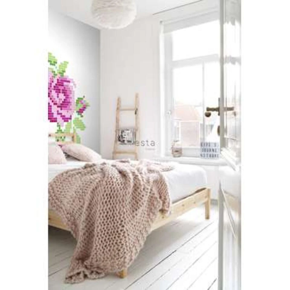 ESTAhome Fotobehang - Crochet Rose - Roze En Groen - 186 Cm X 2,79 M - Afbeelding 4